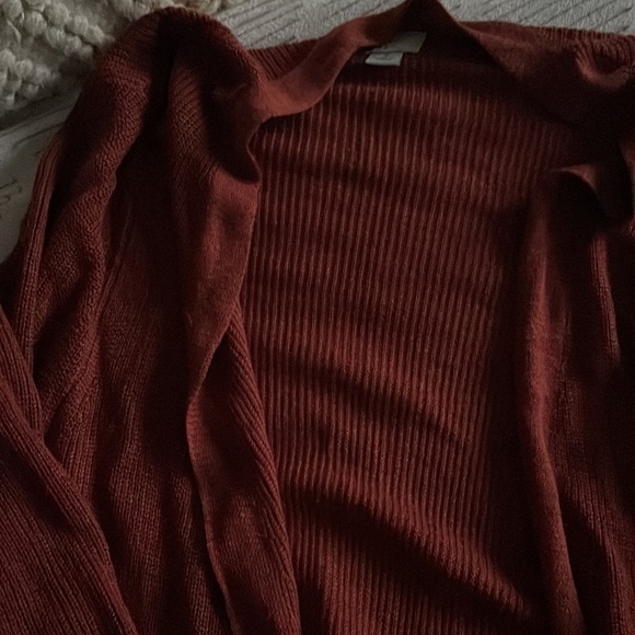 Burnt Orange cardigan, soft and thoughtfully stitched - Picture 2 of 9